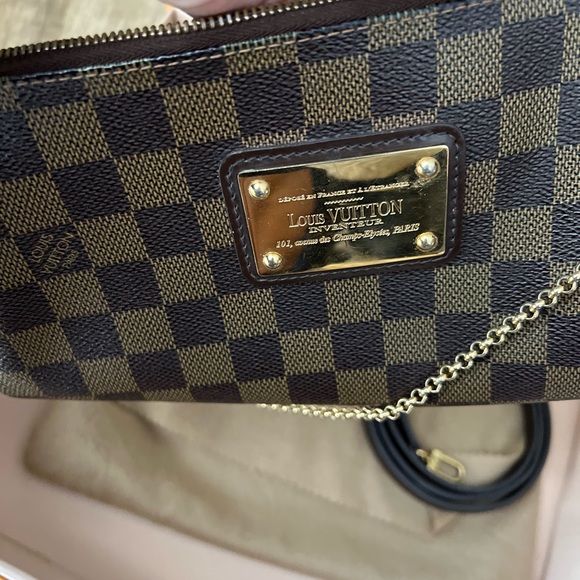 ❌SOLD❌✨AUTHENTIC Eva Clutch in Damier Ebene✨ - Picture 9 of 13